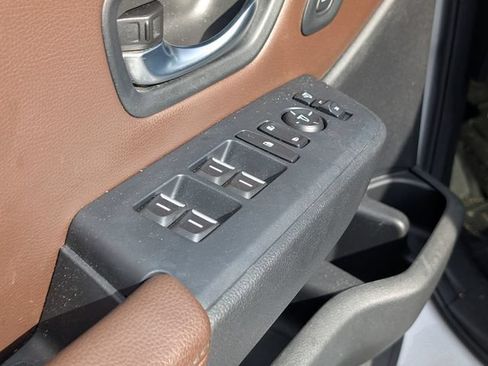 Used 2023 Honda Pilot Elite image 16