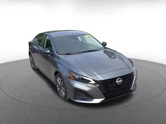 Used 2026 Nissan Altima 2.5 SV FWD video 2