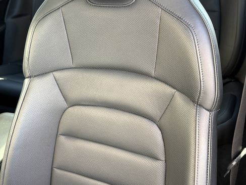 Certified 2020 Porsche Taycan Turbo image 5