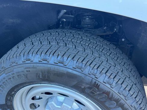 Used 2025 Chevrolet Colorado W/T image 23