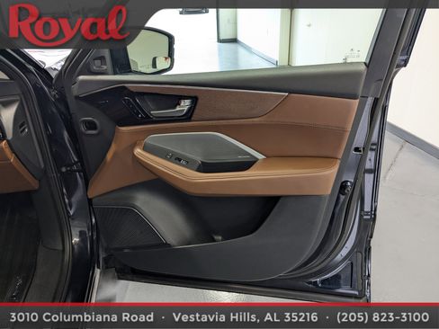 Used 2025 Acura MDX SH-AWD w/ Advance Package image 7