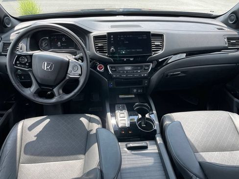 Used 2022 Honda Passport Elite image 13