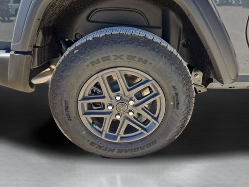 New 2026 Jeep Wrangler Sport AWD/4WD image 32