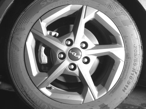 Used 2025 Kia K4 LXS image 12