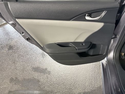 Used 2019 Honda Civic LX image 25