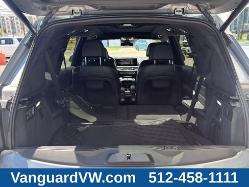 Used 2023 BMW X7 xDrive40i w/ Premium Package AWD/4WD image 6