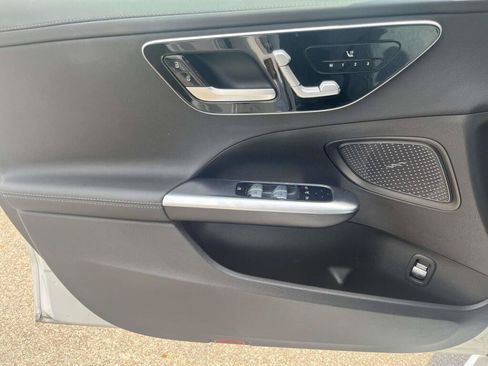 Used 2023 Mercedes-Benz C 300 4MATIC Sedan image 29