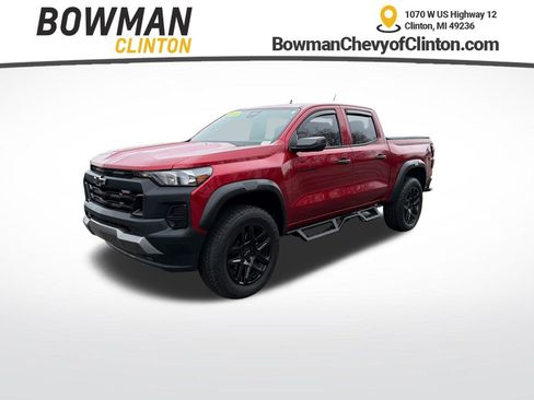 Used 2025 Chevrolet Colorado Trail Boss image 1