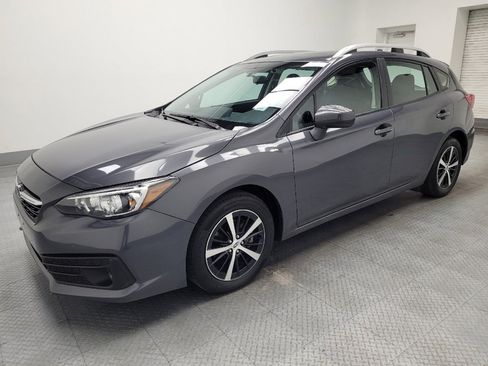 Used 2022 Subaru Impreza Premium image 2