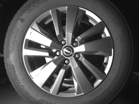 Used 2025 Nissan Pathfinder SV FWD image 15