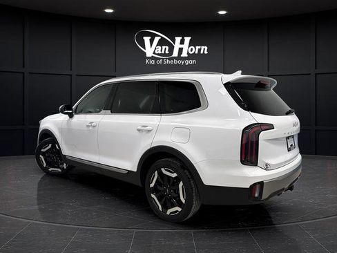 Used 2025 Kia Telluride EX X-Line image 3