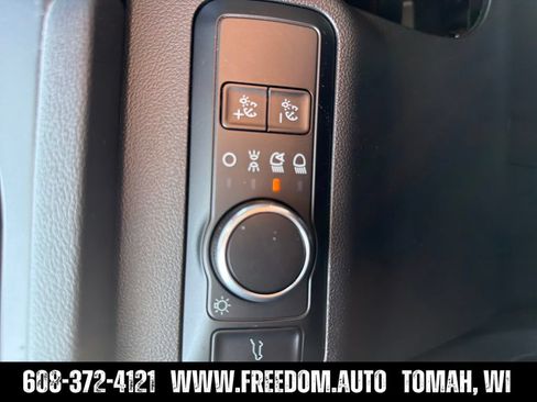 Used 2024 Ford Escape ST-Line w/ Tech Pack #1 AWD/4WD image 17