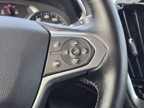 Used 2023 Chevrolet Traverse RS AWD/4WD image 28