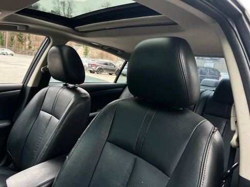 Used 2011 Nissan Altima 2.5 SL w/ 2.5SL Pkg image 11