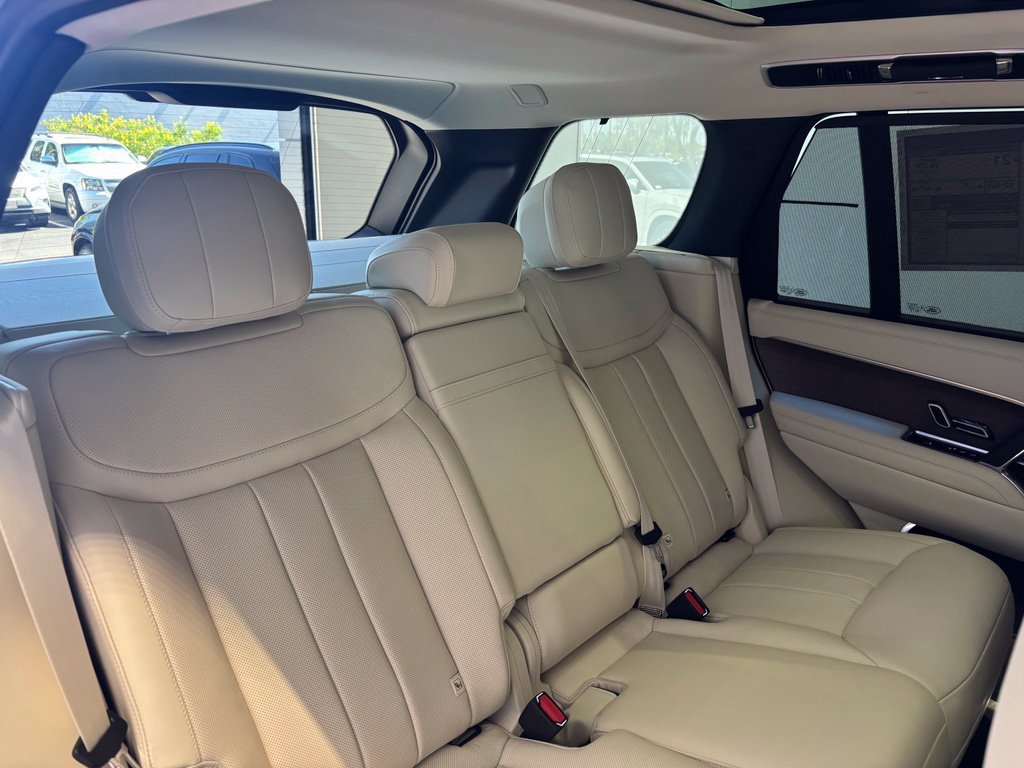 New 2026 Land Rover Range Rover SE AWD/4WD image 15