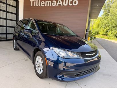 Used 2017 Chrysler Pacifica Touring