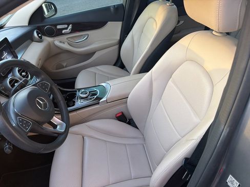 Used 2017 Mercedes-Benz C 300 Sedan image 14