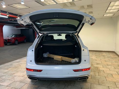 Used 2023 Audi Q5 2.0T Premium w/ Convenience Package AWD/4WD image 49