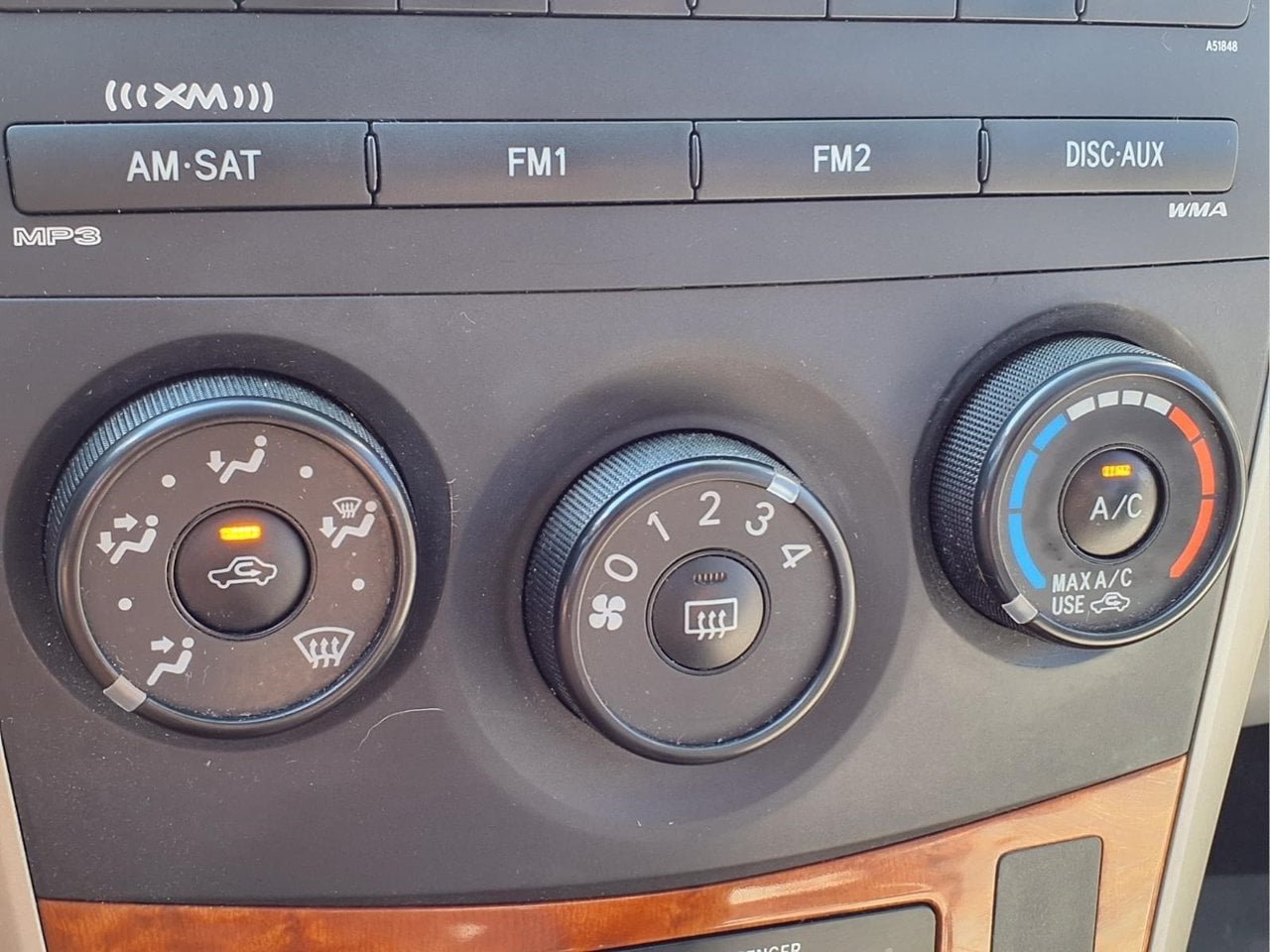 Used 2009 Toyota Corolla XLE w/ All Weather Guard Pkg FWD image 16