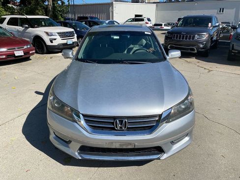 Used 2013 Honda Accord EX image 3