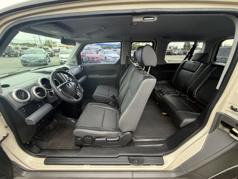 Used 2005 Honda Element LX image 11