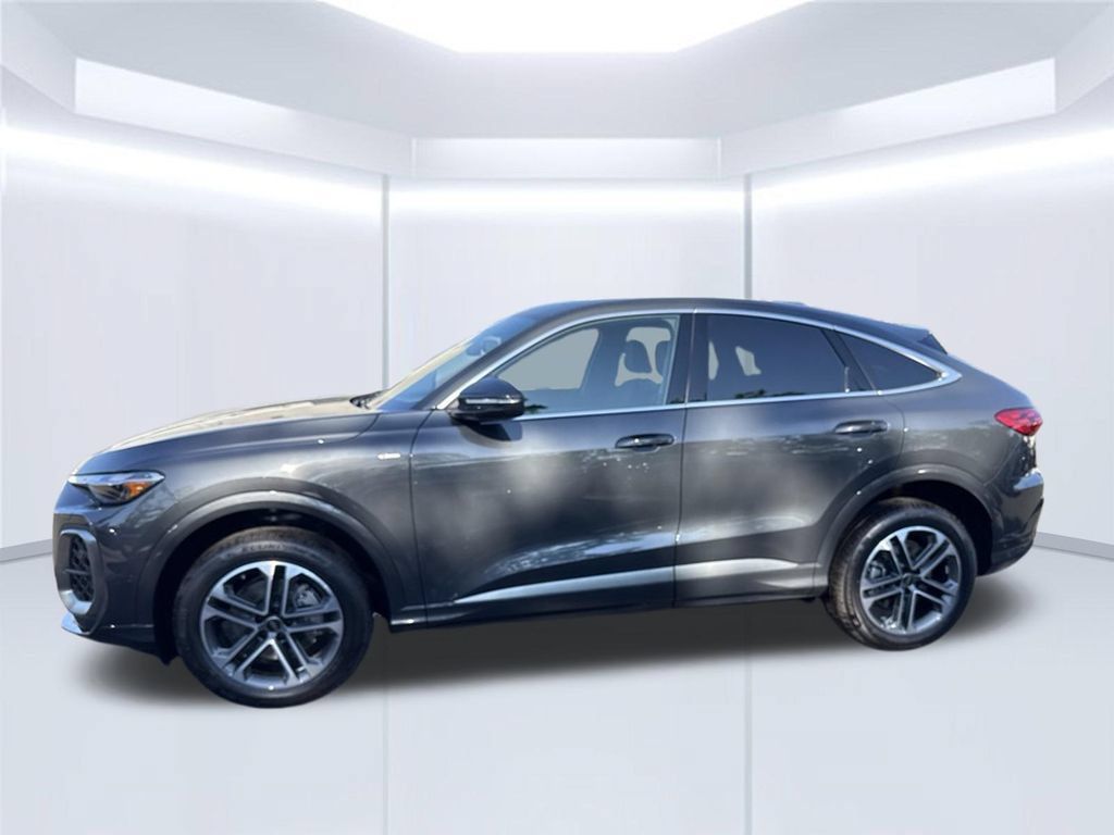 New 2026 Audi Q5 Premium AWD/4WD image 2