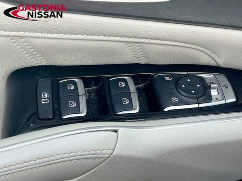 Used 2021 Kia Sorento SX image 22