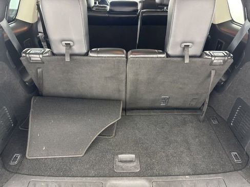 Used 2020 Nissan Pathfinder SL AWD/4WD image 26