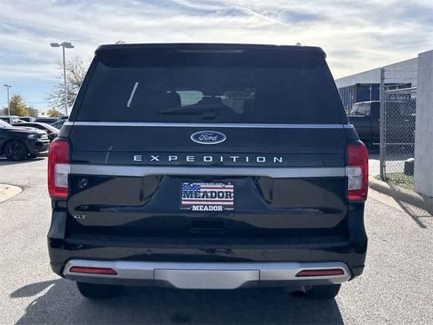Used 2024 Ford Expedition XLT image 5