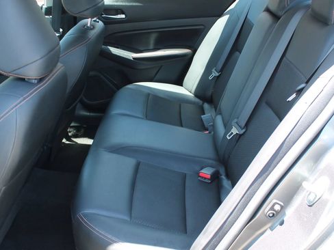Used 2022 Nissan Altima 2.5 SR FWD image 16