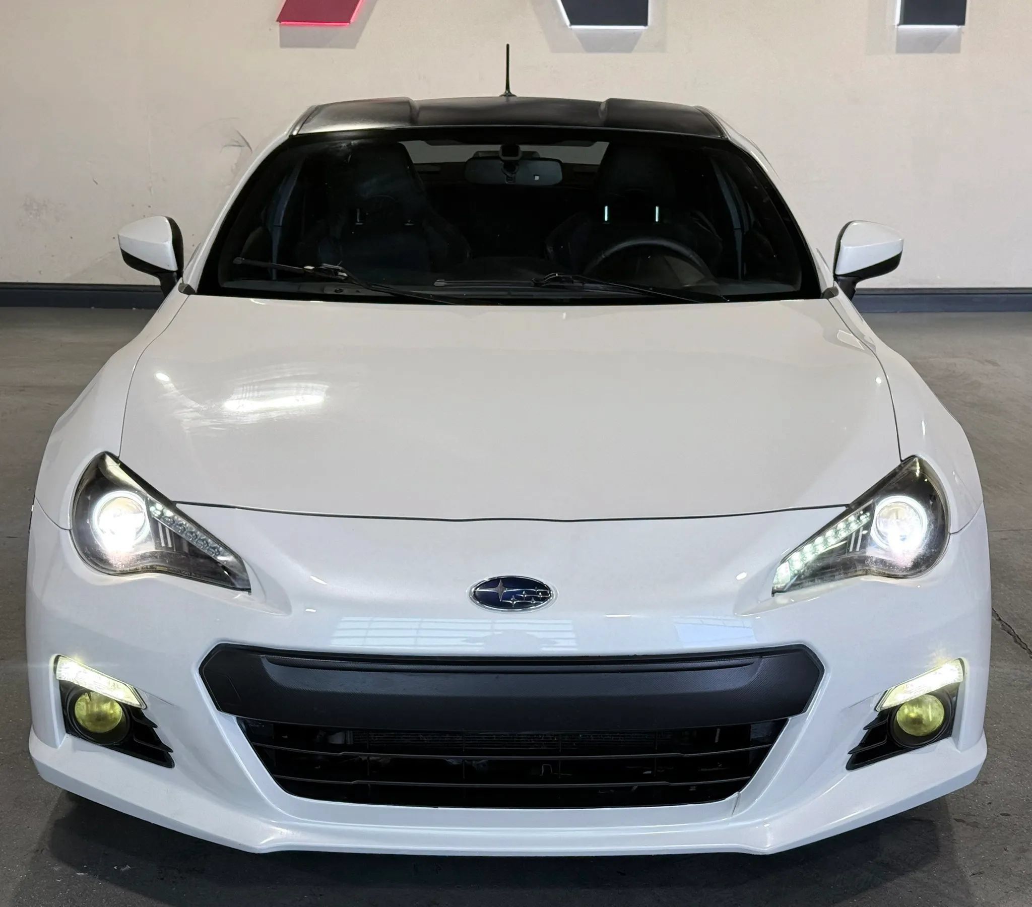 Used 2014 Subaru BRZ Limited w/ Popular Package #1B RWD image 2