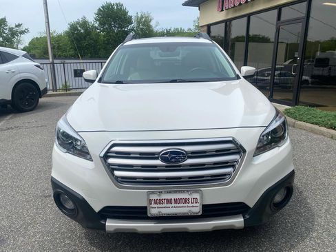 Used 2017 Subaru Outback 3.6R Limited AWD/4WD image 5