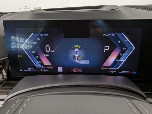 Used 2025 BMW X5 xDrive40i w/ Premium Package image 38