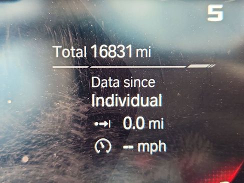 Used 2022 BMW M4 xDrive Competition image 29