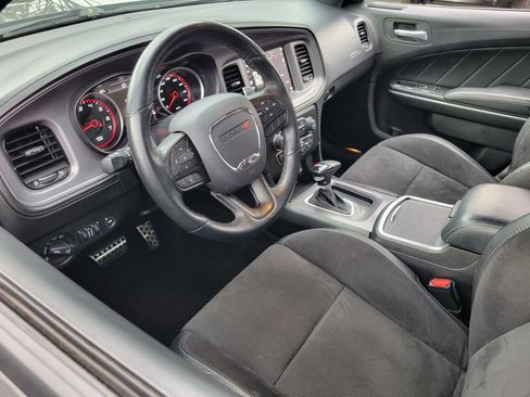 Used 2023 Dodge Charger R/T w/ Plus Group RWD image 3