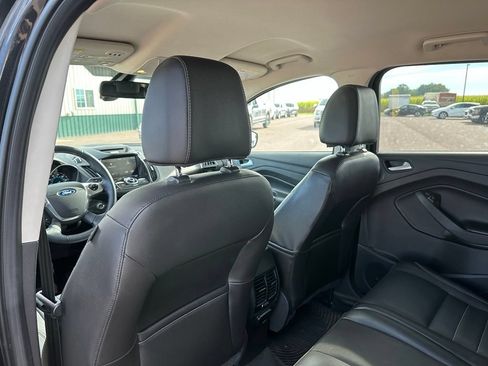 Used 2015 Ford Escape Titanium w/ Equipment Group 301A AWD/4WD image 23