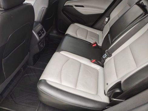 Used 2020 Chevrolet Equinox Premier image 18