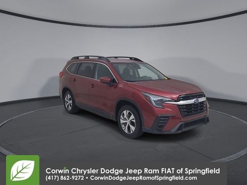 Used 2025 Subaru Ascent Premium AWD/4WD image 3