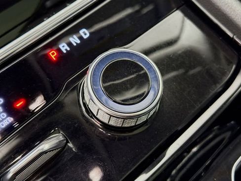Used 2022 Jeep Grand Cherokee L Limited AWD/4WD image 19