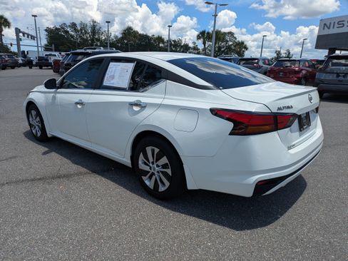 Certified 2023 Nissan Altima 2.5 S FWD image 6