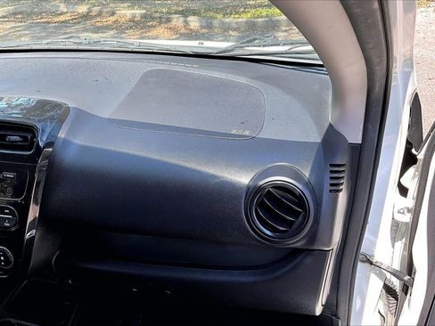 Used 2014 Mitsubishi Mirage DE image 22