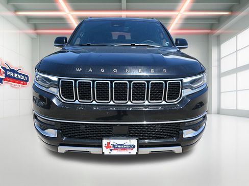 Used 2024 Jeep Wagoneer Series II w/ Flexible Seating Group AWD/4WD image 6