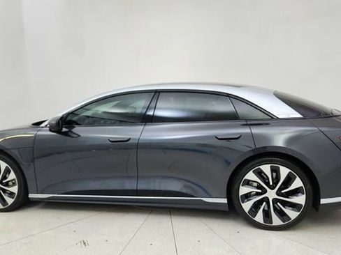 Used 2023 Lucid Air Touring image 4