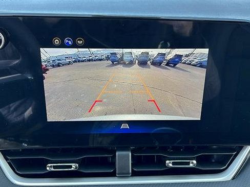 New 2026 Chevrolet Equinox LT w/ Convenience Package II image 23