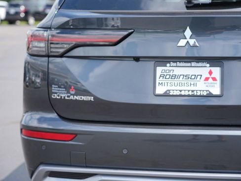 New 2026 Mitsubishi Outlander SEL AWD/4WD image 10