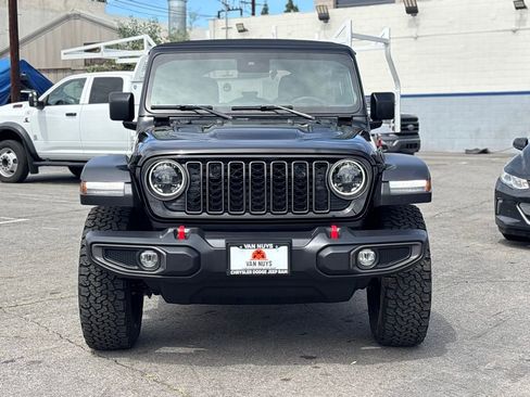 Used 2024 Jeep Wrangler Unlimited Rubicon w/ Safety Group image 7