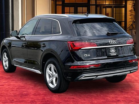 Used 2023 Audi Q5 2.0T Premium w/ Convenience Package AWD/4WD image 11