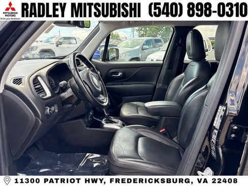 Used 2021 Jeep Renegade Limited AWD/4WD image 3