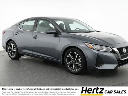 Used 2025 Nissan Sentra SV image 1