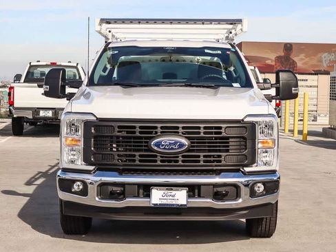 New 2026 Ford F250 XL w/ XL Chrome Package RWD image 2
